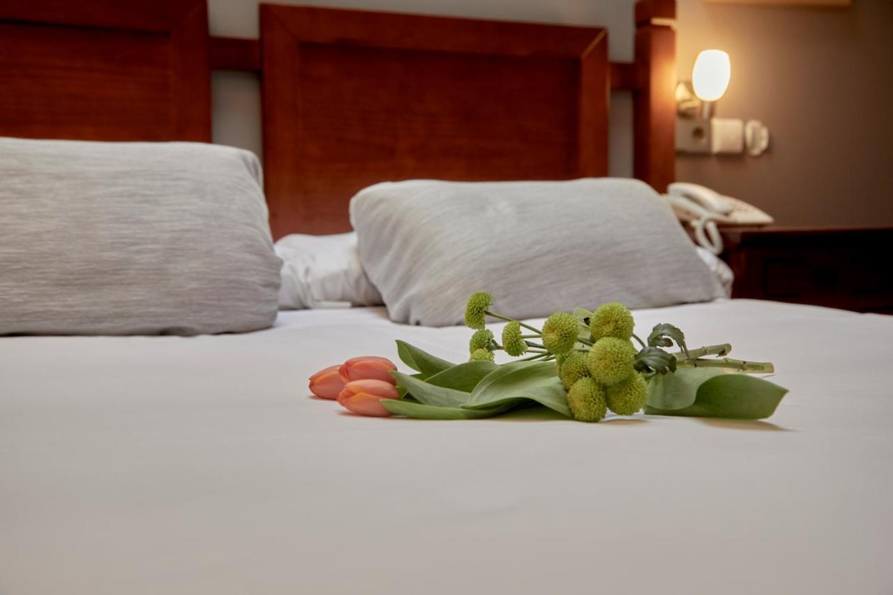 Hotel Casa Azcona Zizur Mayor Eksteriør billede